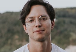 Andrés I. Estrada Andrés I. Estrada