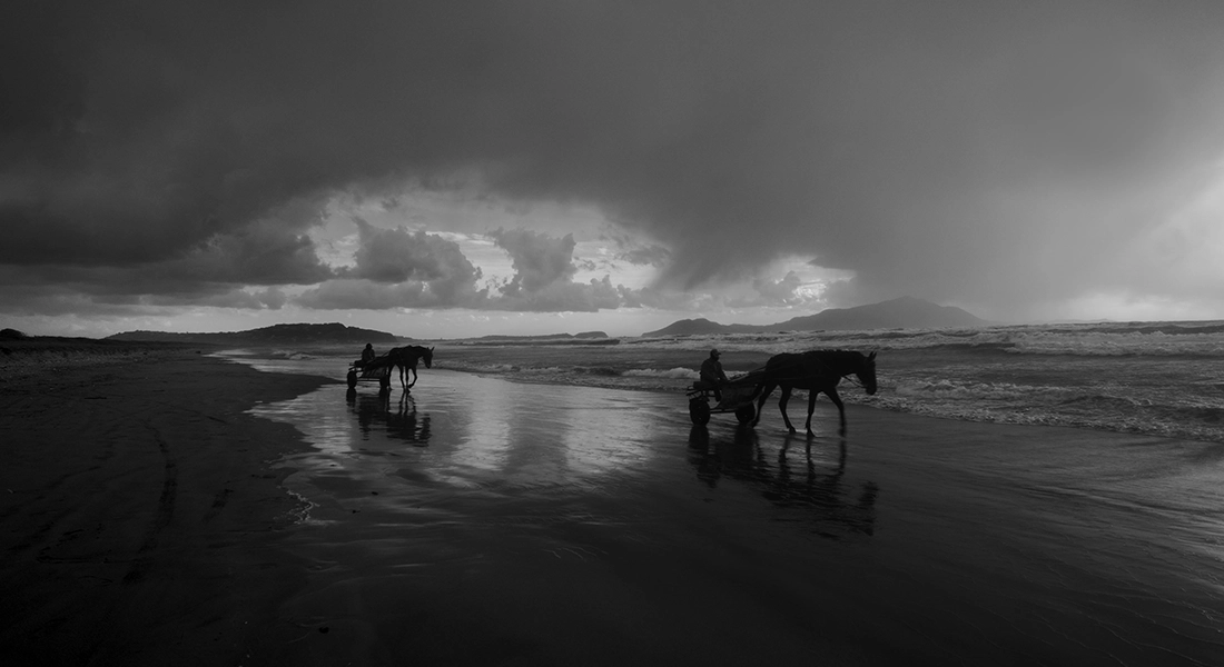 Pompeya Bajo Las Nubes